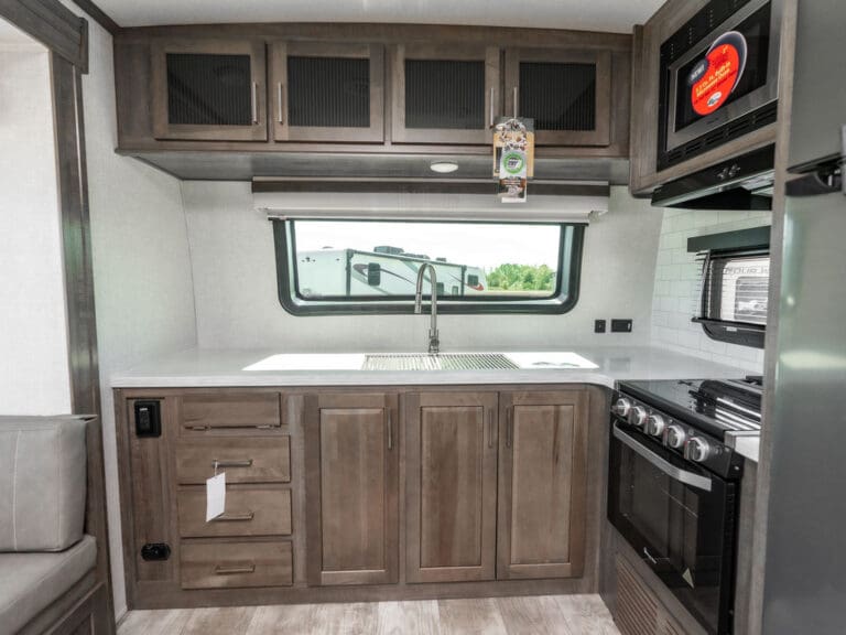 2022 Forest River Rockwood Signature 8335SB | Sunridge RV